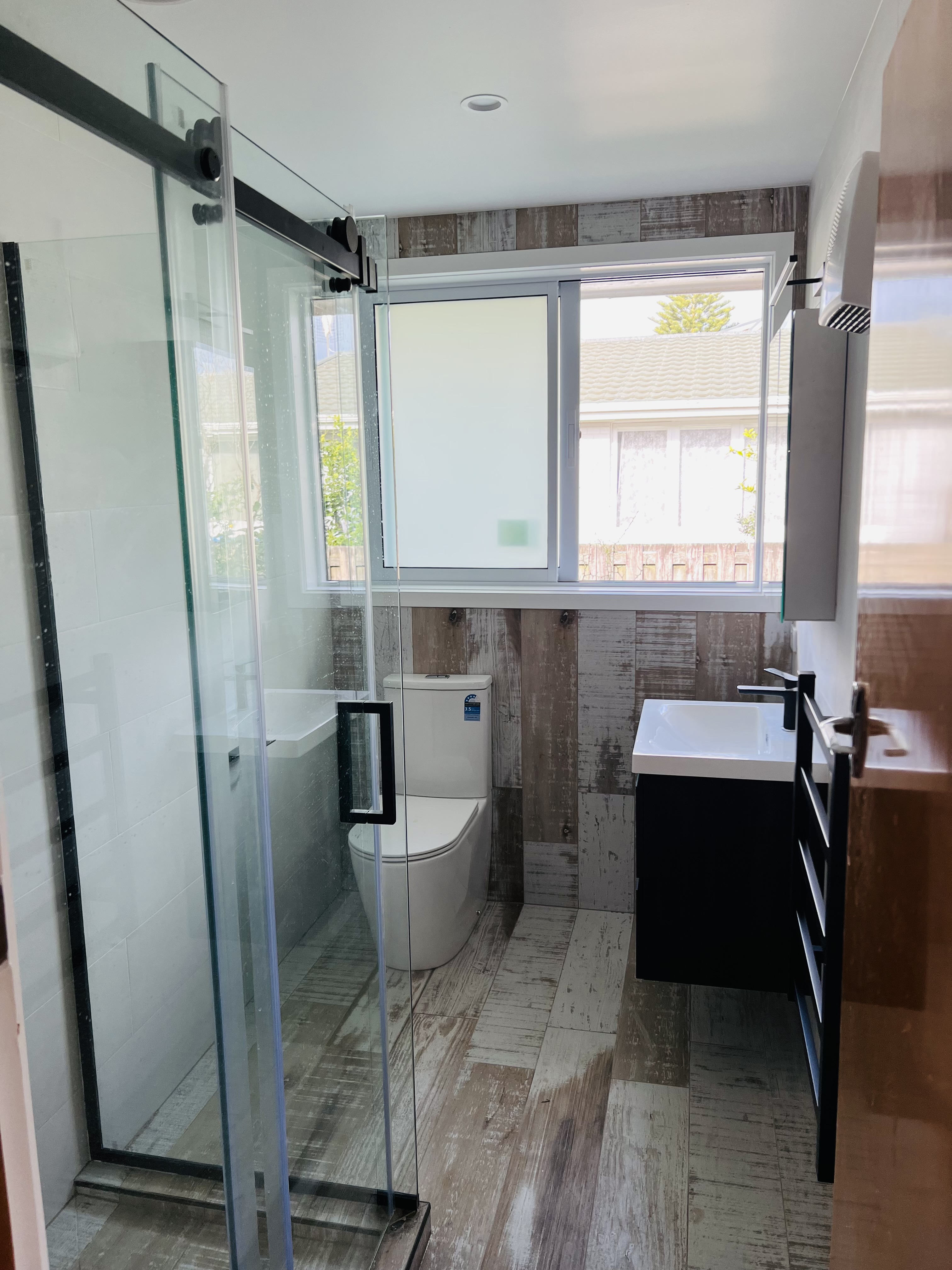 Bathroom Renovation Decisions That Matter